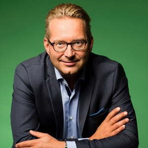 Niklas Gustafsson (Chief Sustainability Officer at Volvo Group)